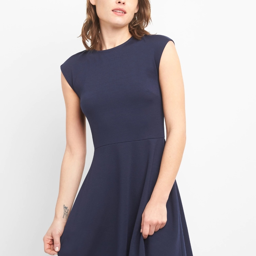 NWT GAP Bunny-Tie Fit and Flare Dress in Ponte